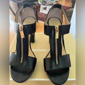 Michael Kors leather shoes, 3 inch heel, gold zipper on front.
